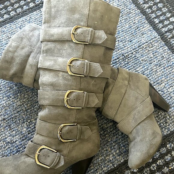 Suede Knee High Boots - Picture 4 of 7